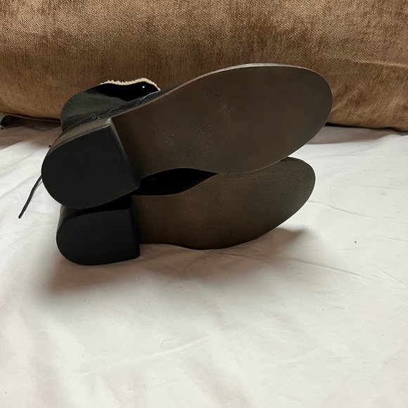 Steve Madden Leather Ankle Boots - Picture 5 of 9